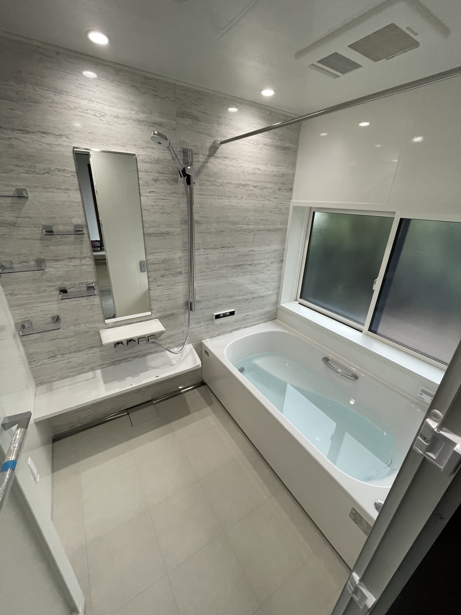 つくば市H様邸最新のお風呂へ！＆洗濯干しルームへリフォーム