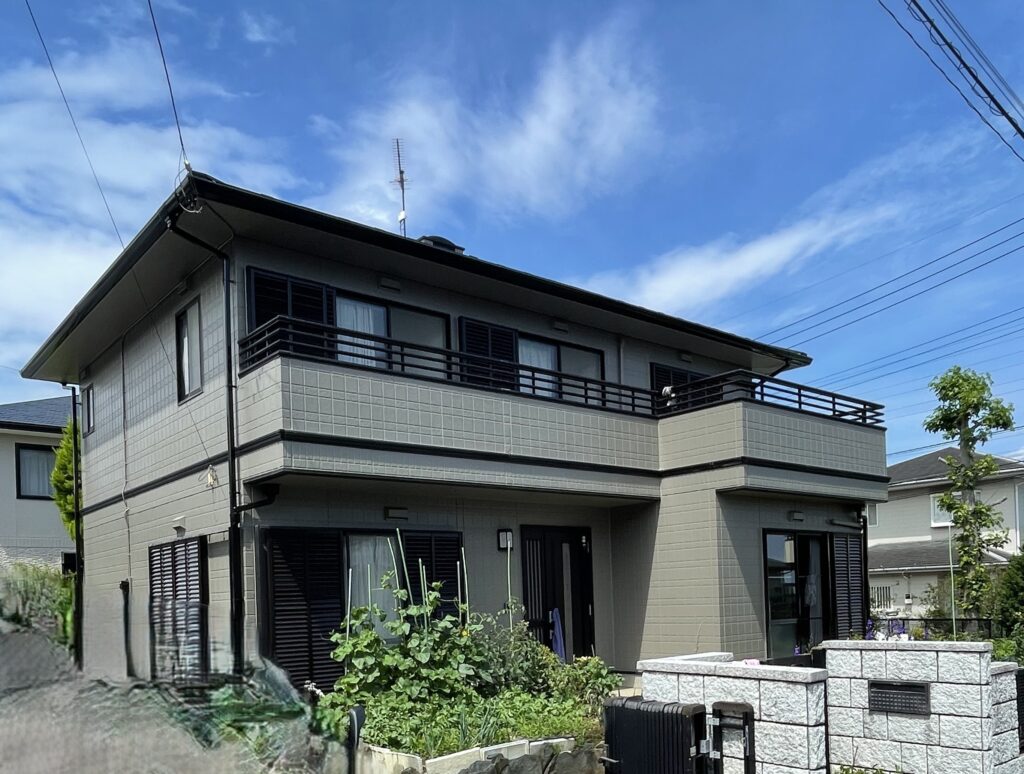 家の外装をリフォームしました!外壁、屋根、ベランダを直しました。