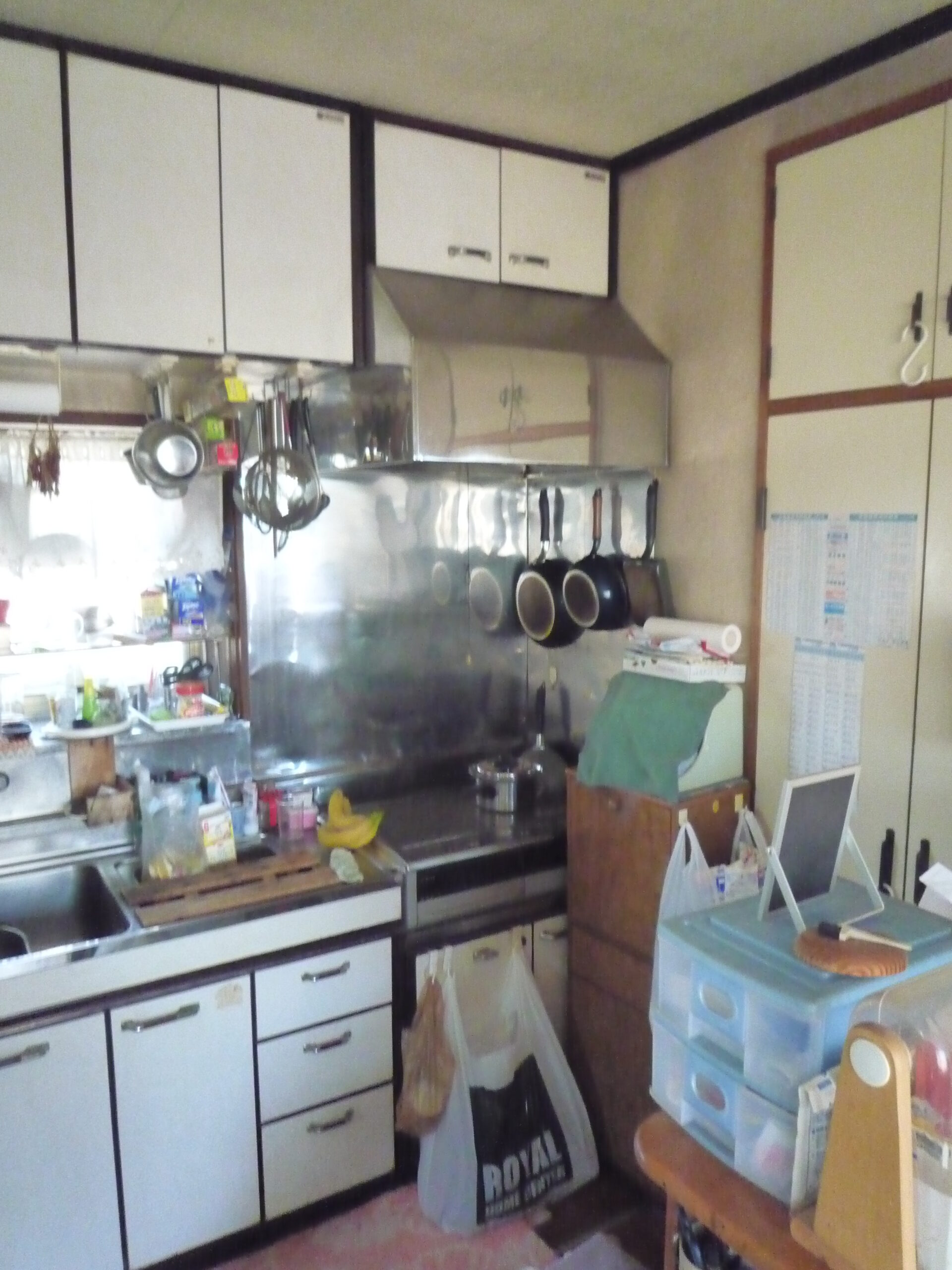 住み慣れた家はそのままに、住みながら古い物を新しくした改修工事
