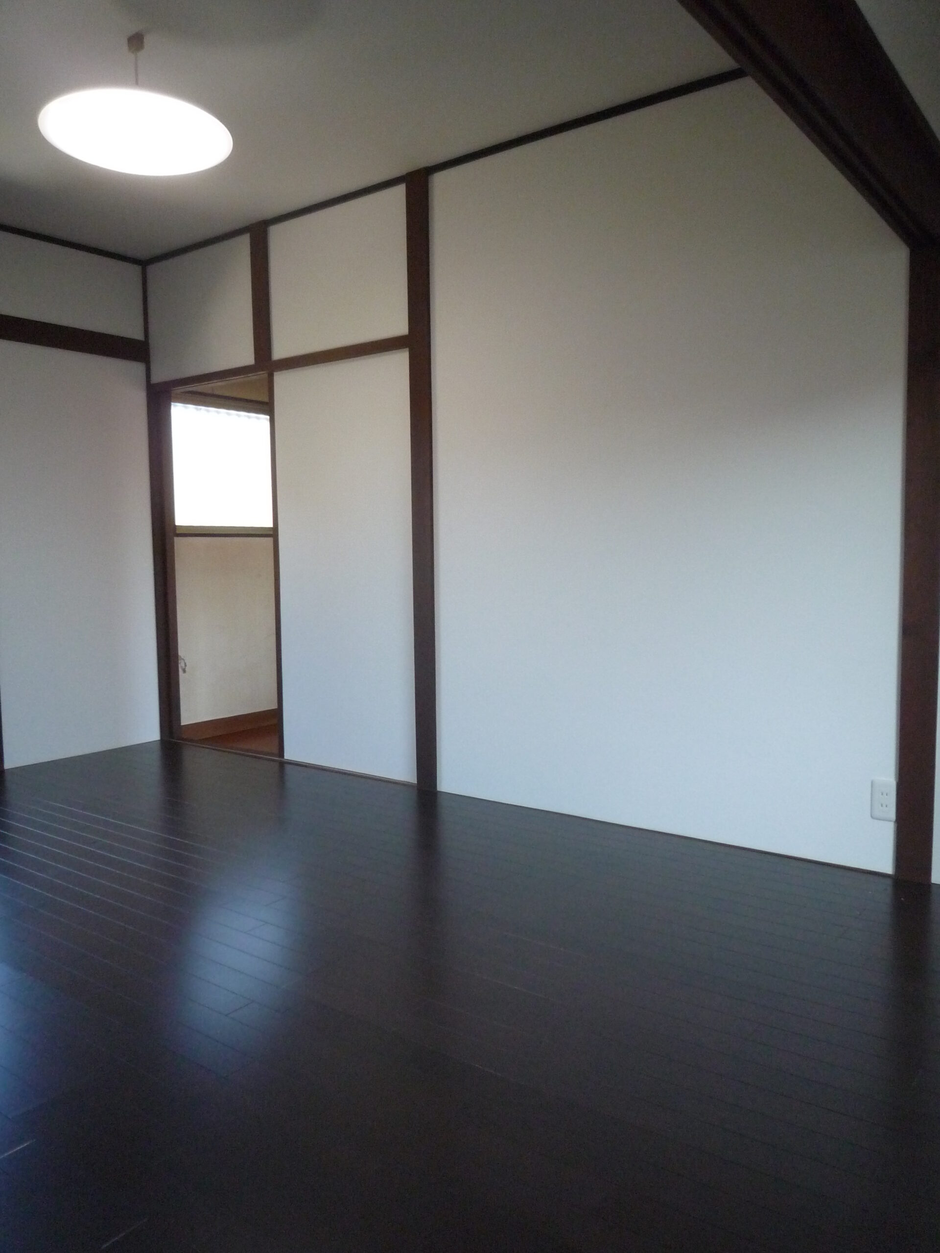住み慣れた家はそのままに、住みながら古い物を新しくした改修工事