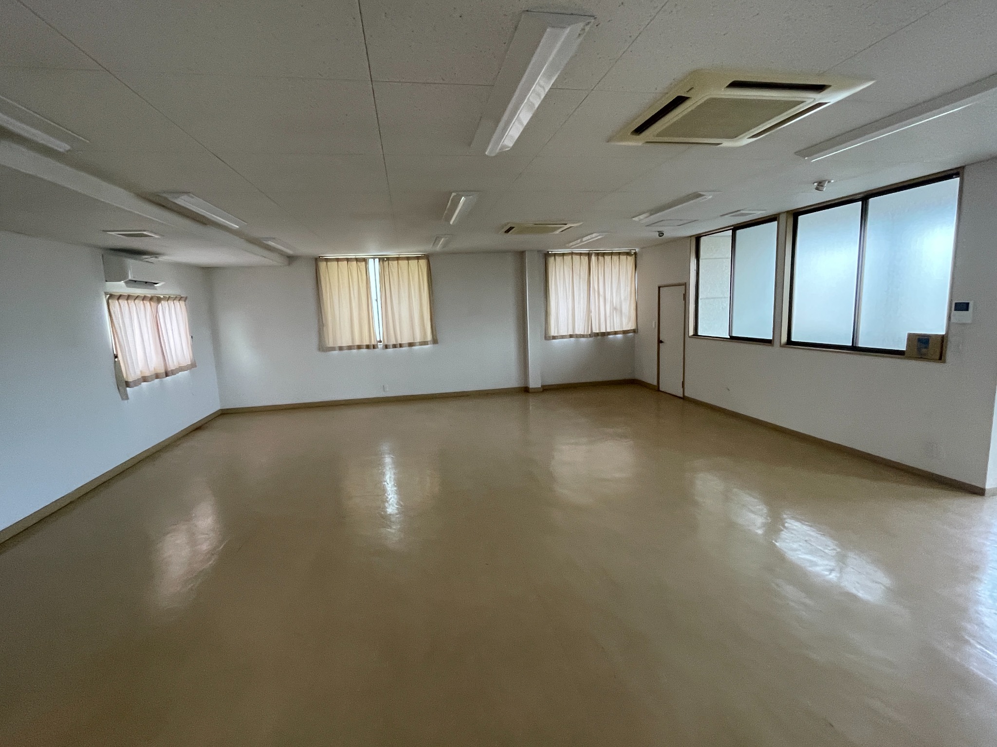 テナント→店舗へ改修工事☆ビフォー／アフター